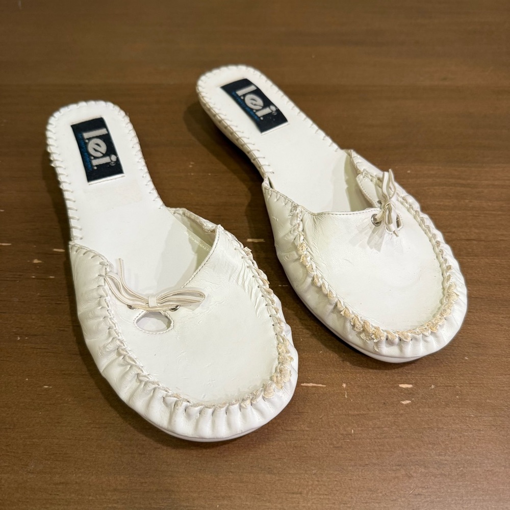 Vintage LEI Slip On Mules White Moc Toe Bow Funky Heel Mule 7.5 Womens